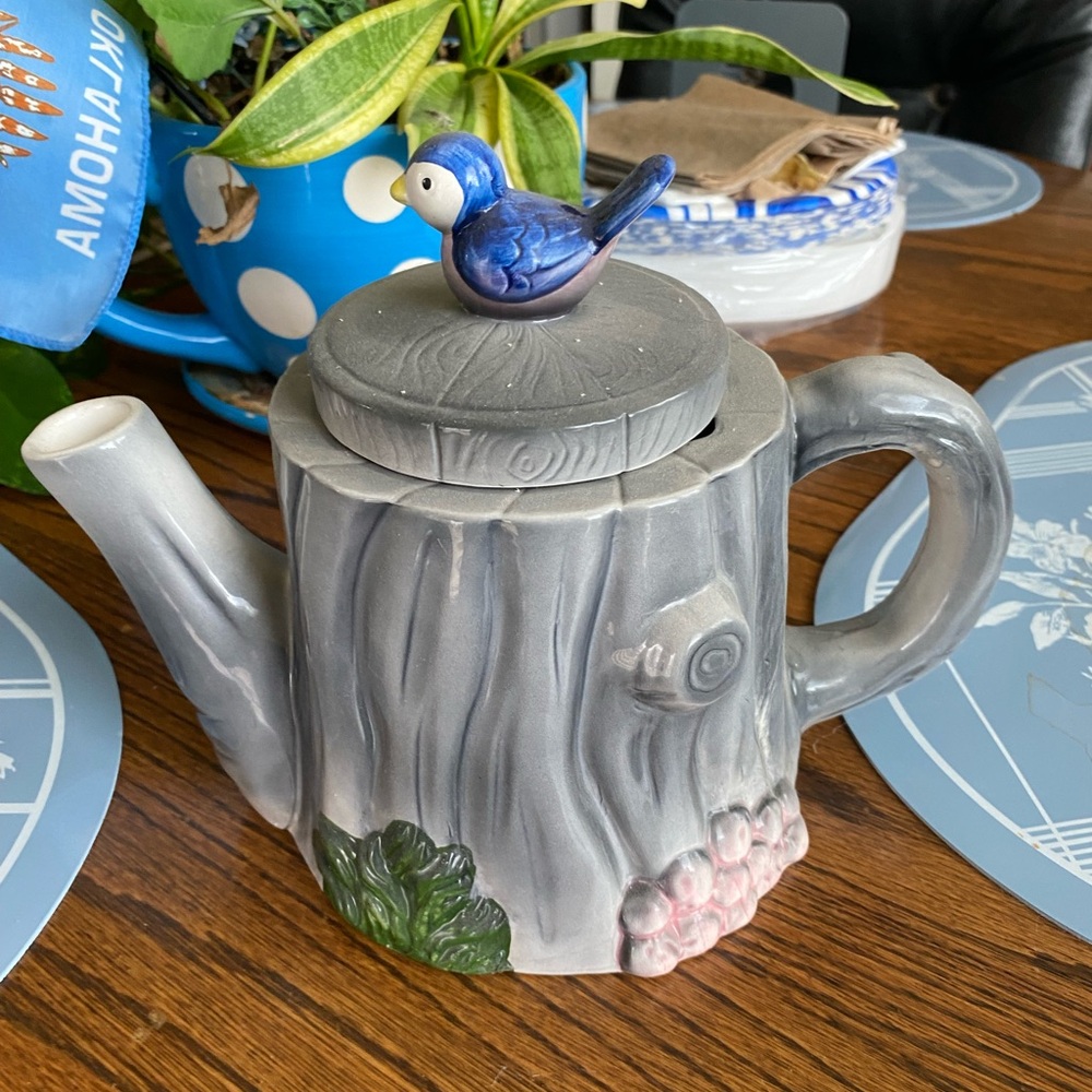 Gray Tree Stump Teapot with Blue Bird Accent